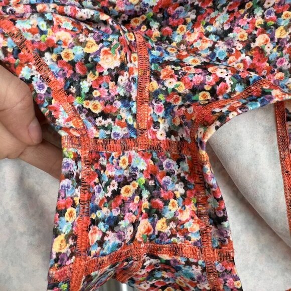 Lululemon Athletica Boogie Active Short Petal Multicolor Sz 4 - Picture 4 of 9